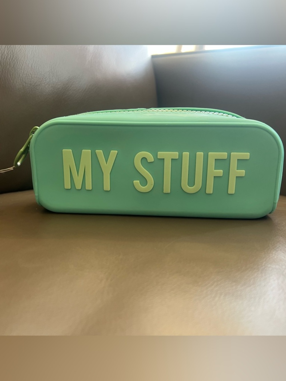 Claire's Mint Green 💚 Silicone Zip Pouch